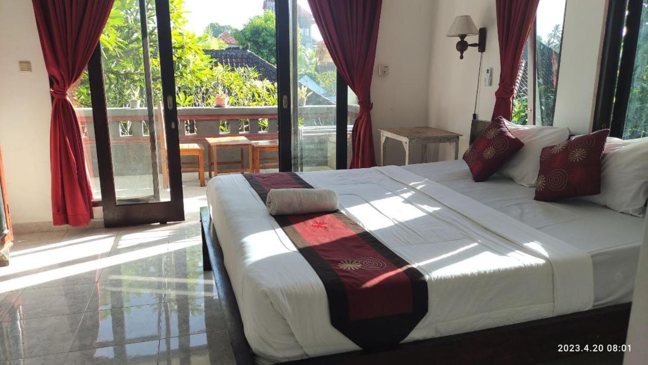 Yoga Homestay Ubud Exterior photo